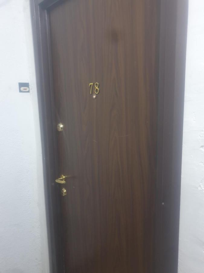 Two Rooms Central Bucareste Exterior foto