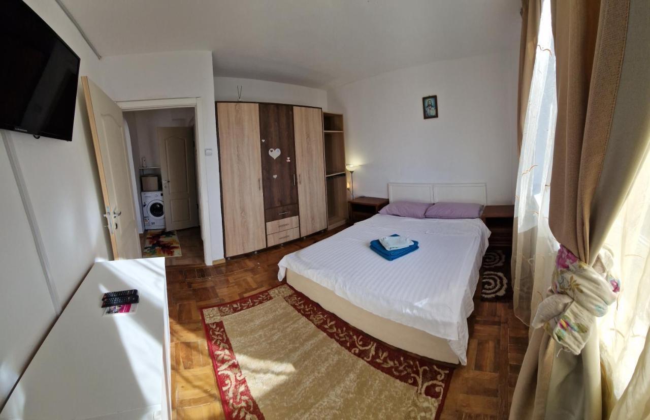 Two Rooms Central Bucareste Exterior foto