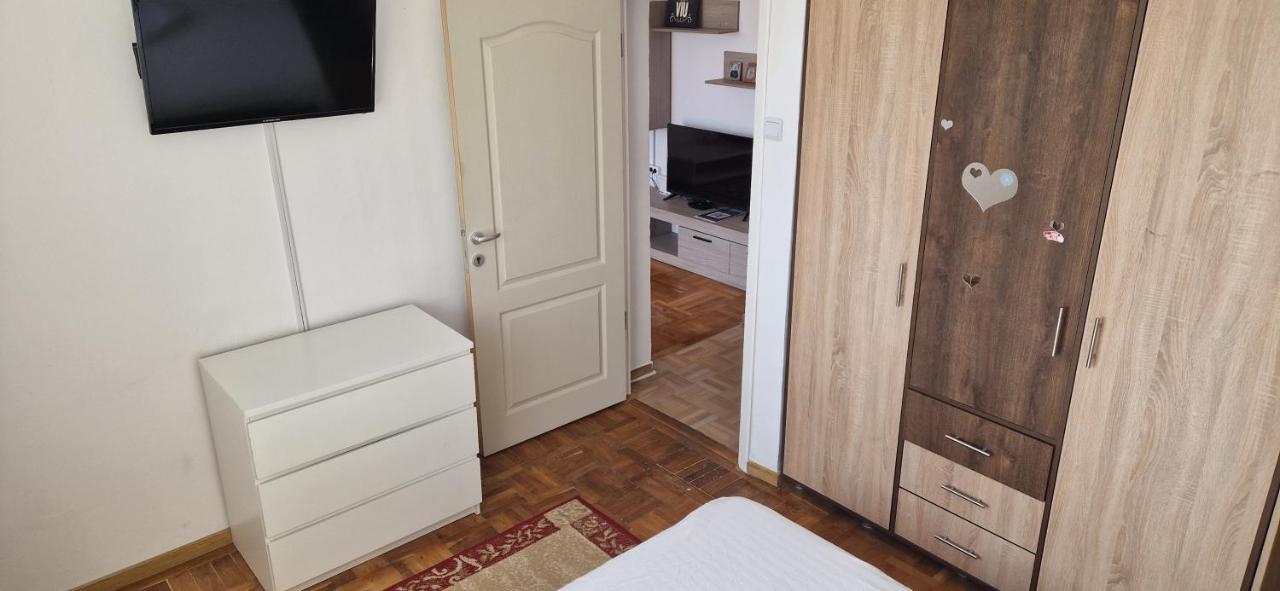 Two Rooms Central Bucareste Exterior foto